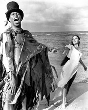 Live and Let Die Geoffrey Holder & Jane Seymour on Jamaican beach 8x10 photo