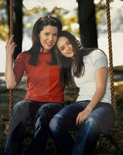 The Gilmore Girls 2000 TV Lauren Graham Alexis Bledel on swing 8x10 inch photo