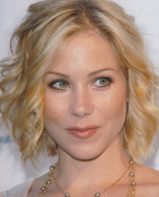 Christina Applegate Short Blonde Bob Beautiful 8x10 Photograph