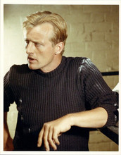 ルトガー・ハウアー着用プロップ　Rutger Hauer Screen Used Rutger Hauer 1970's from unidentified movie in sweater 8x10 inch