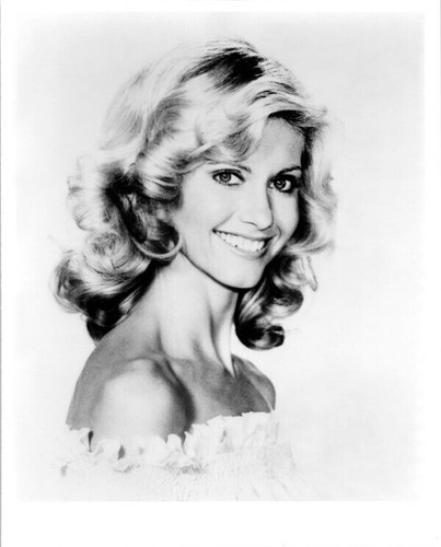 Olivia Newton-John smiling portrait bare shoulders from Xanadu 8x10 ...