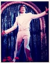 Barry Manilow on stage in white suit 8x10 inch photo