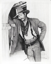 Dale Midkiff On Set Of The Magnificent Seven Movie 8x10 Photograph
