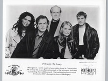 Poltergeist The Legacy 1997 TV series Helen Shaver & cast line-up 8x10 photo