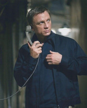 Daniel Craig 2006 as James Bond holding telephone 8x10 inch photo