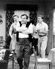 Happy Days Tom Bosley Marion Ross Ron Howard in Cunningham home 8x10 photo