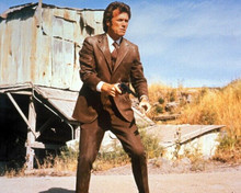 Clint Eastwood handgun at the ready in action 1971 Dirty Harry 8x10 inch photo