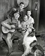 Lassie 1950's TV series June Lockhart Tommy Rettig cast with Lassie 8x10 photo