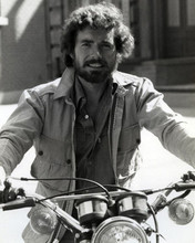 David Birney sits astride motorbike 1976 TV cop series Serpico 8x10 inch photo