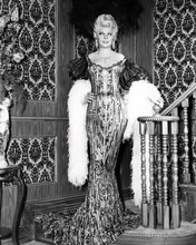 Mae West classic 1930's pose Movieland Wax Museum exhibit 8x10 inch photo