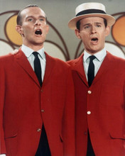 The Smothers Brothers Comedy Hour 1967 Dick & Tom Smothers 8x10 inch photo