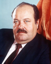 William Conrad 1972 formal portait as detective Frank Cannon 8x10 inch photo