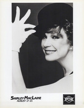 Shirley MacLaine vintage 8x10 inch photo from live performance show