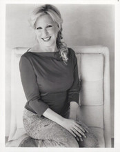 Bette Midler smiling 1980's era portrait vintage 8x10 inch photo