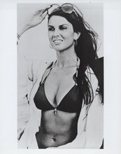 Caroline Munro poses in bikini press call Spy Who Loved Me vintage 8x10 photo