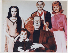 The Munsters vintage 8x10 inch photo Herman Lily Grandpa Marilyn & Eddie