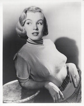 Marilyn Monroe in figure hugging sweater classic Hollywood vintage 8x10 photo