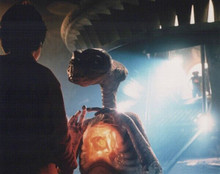 ET The Extra Terrestrial vintage 8x10 inch photo Henry Thomas & ET at space ship