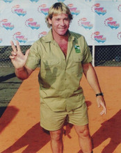 Steve Irwin greets press with smile & hand gesture vintage 8x10 inch photo