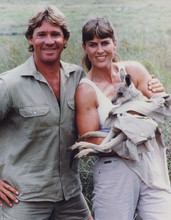 Steve Irwin & wife Terri pose with baby kangaroo vintage 8x10 inch photo