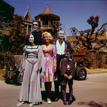 The Munsters unique Herman Lily Marilyn Grandpa & Eddie outside home 8x10 photo