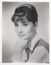 Audrey Hepburn vintage 8x10 inch photo from The Loudest Whisper 1962 movie