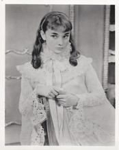 Audrey Hepburn as Eliza Doolittle publicity portrait My Fair Lady 8x10 photo