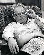 Carroll O'Connor expression as Archie seated in chair All in The Family 8x10