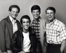 Happy Days Malph Potsie Richie & The Fonz cast smiling pose 8x10 inch photo