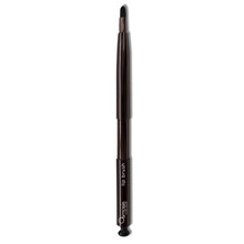 RETRACTABLE LIP BRUSH