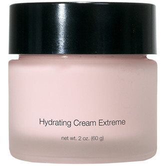 Extreme moisturizer
- Deeply hydrates
- For dry skin types