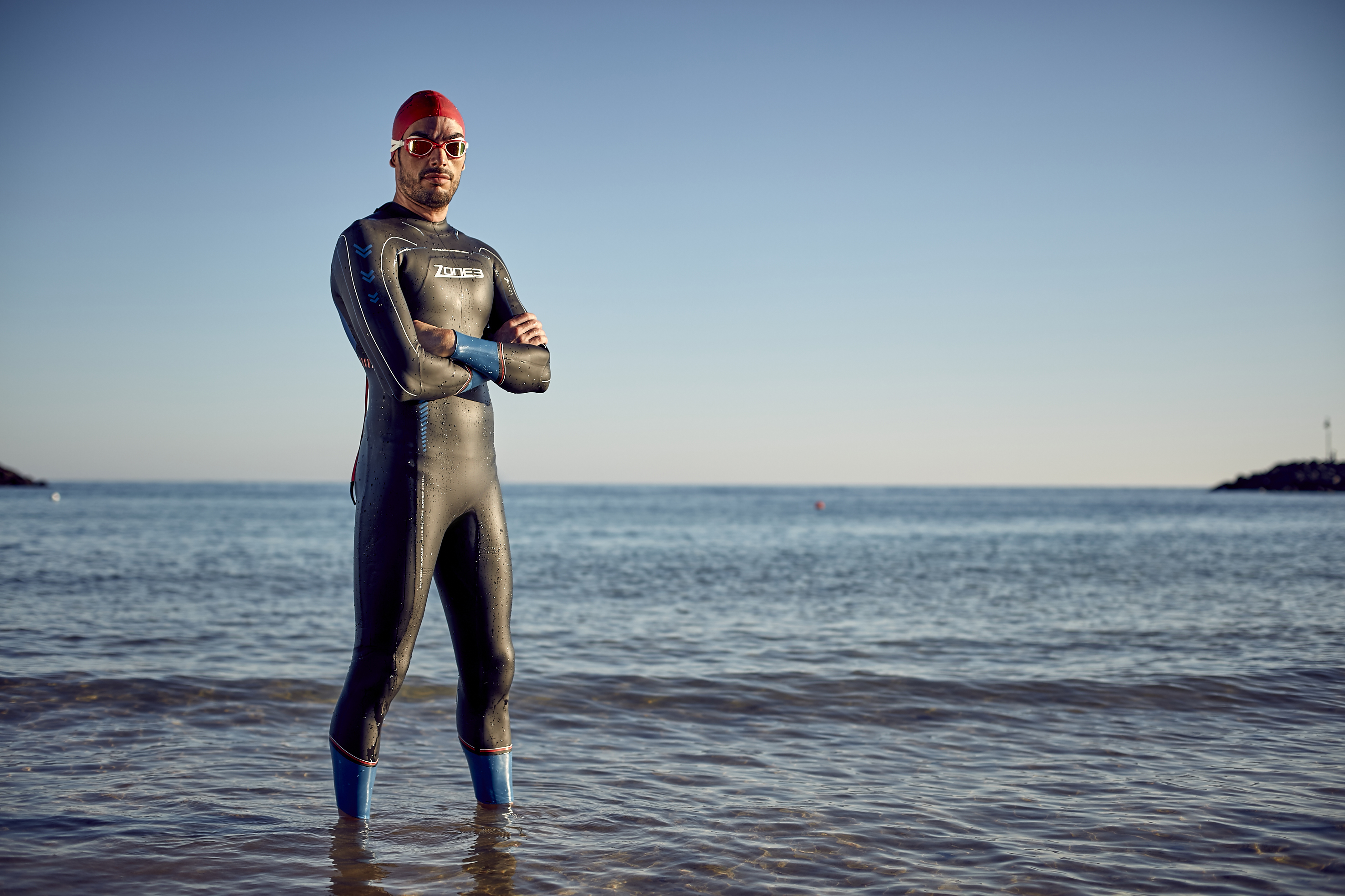 men-s-vision-wetsuit-lifestyle-4-.jpg men-s-vision-wetsuit-lifestyle-4-.jpg
