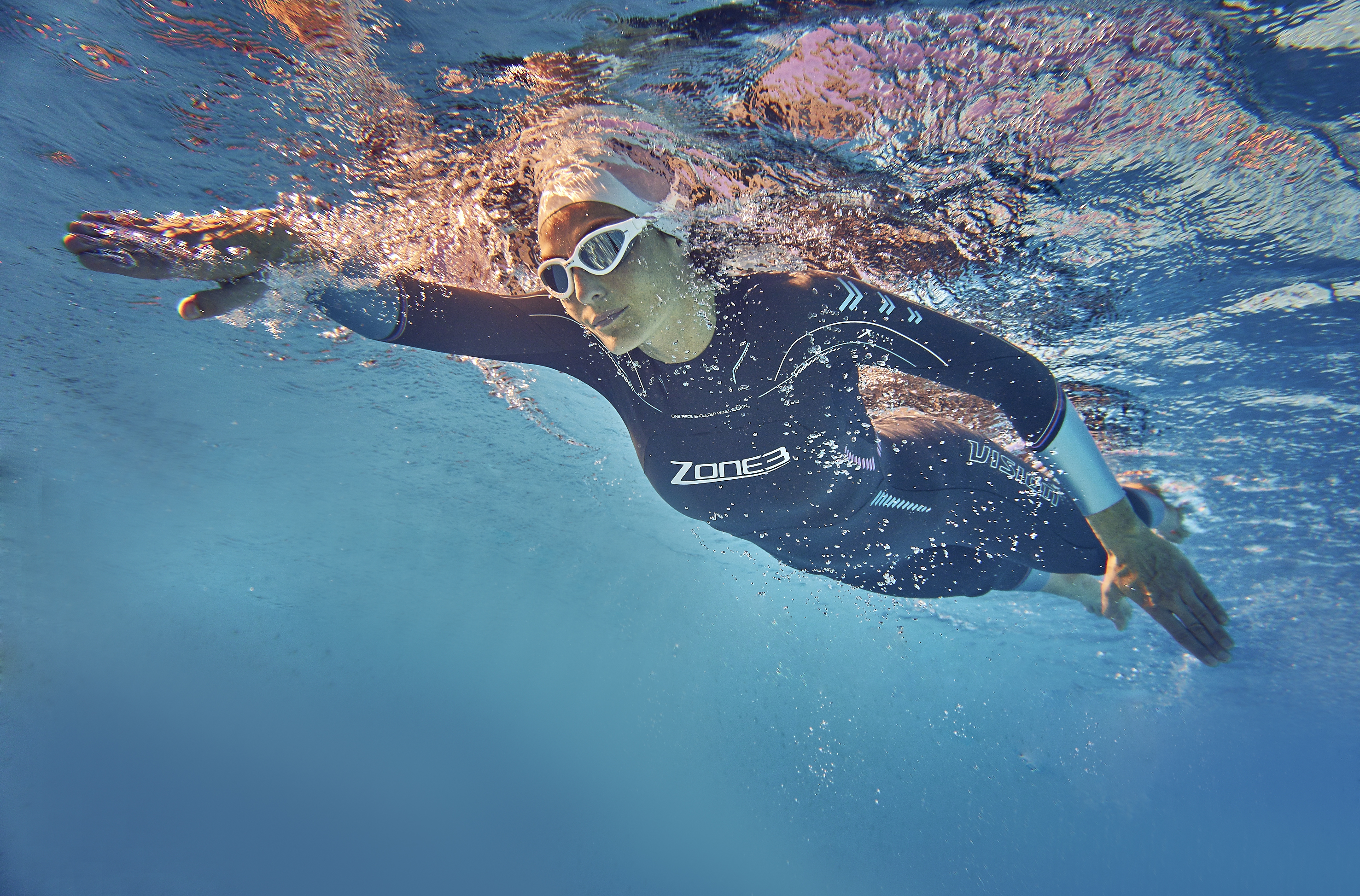 women-s-vision-wetsuit-lifestyle-2-.jpg women-s-vision-wetsuit-lifestyle-2-.jpg