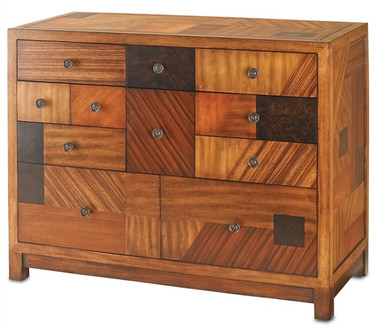 Beautifully crafted wooden chest that would make an outstanding addition to the bedroom.