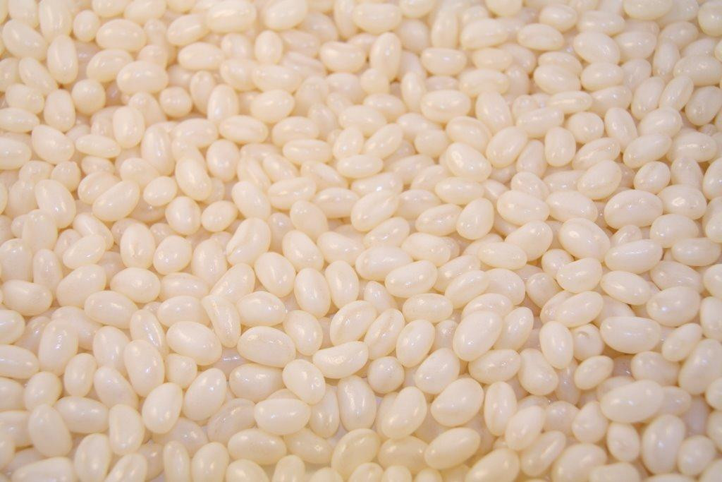 White Jelly Beans Mini 1kg Confectionery World