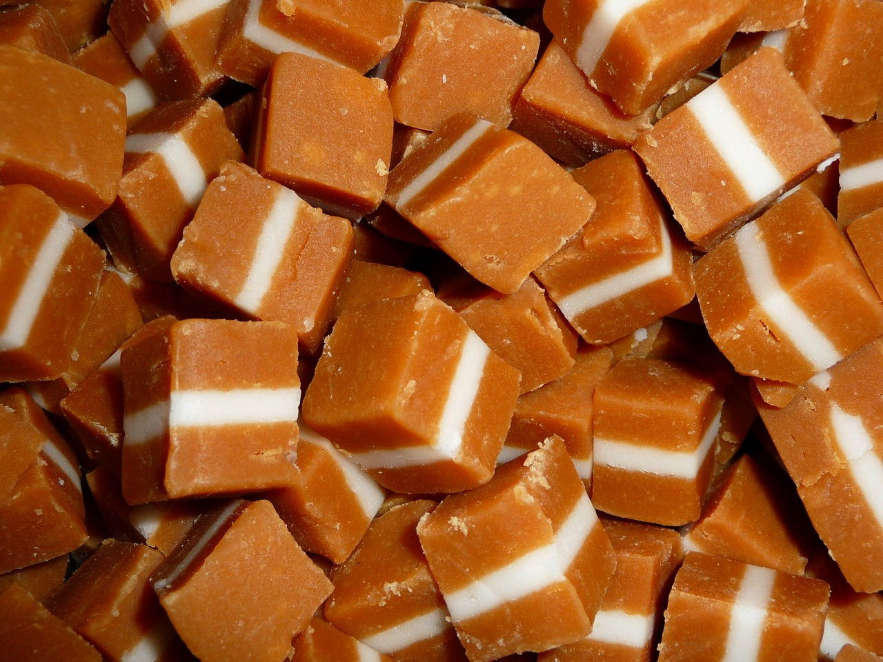 Jersey Caramels 1kg Confectionery World