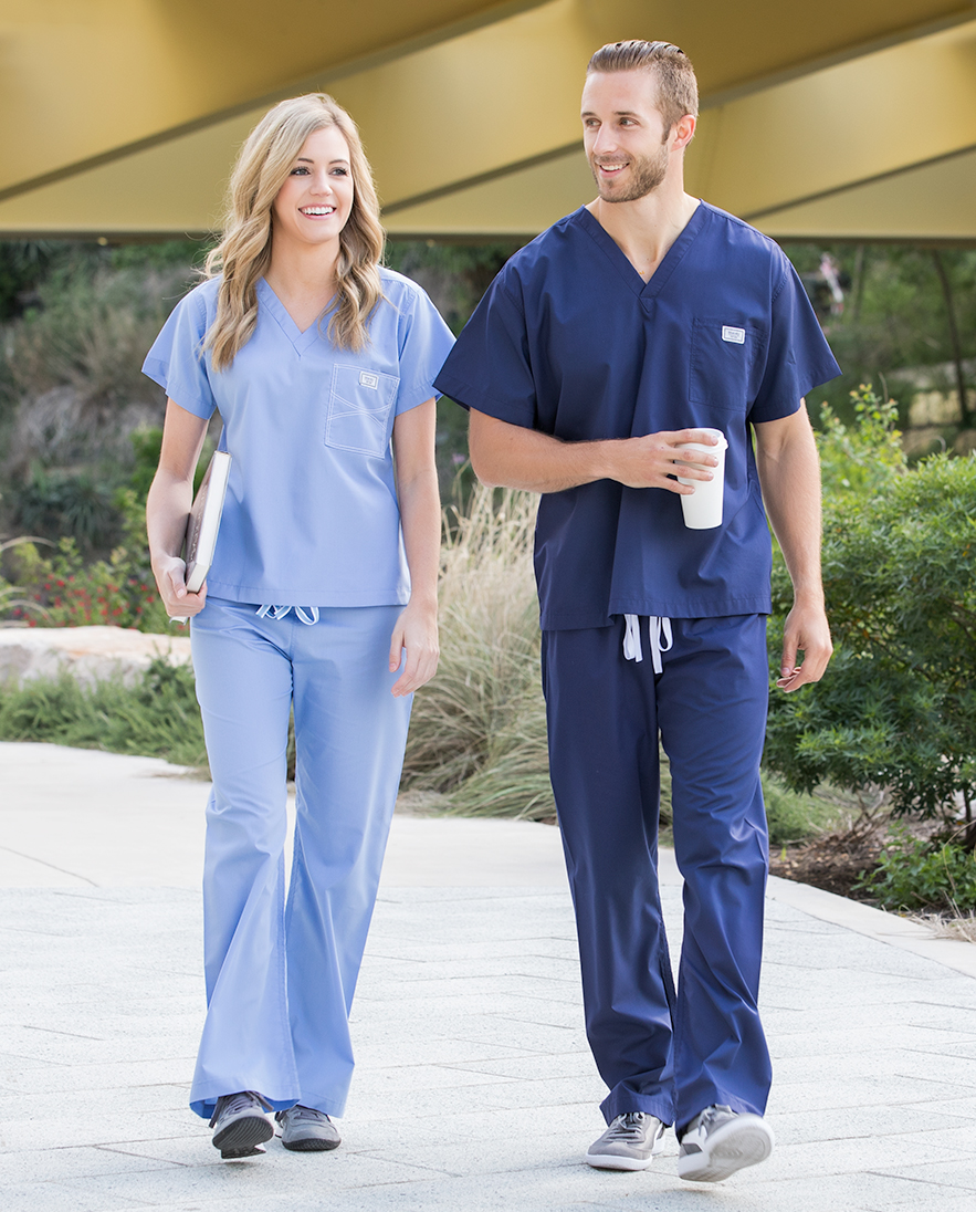 Does It Matter What Shoes You Wear To a Medical Workplace? - Blue Sky Scrubs