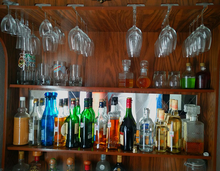 15 MustHave Bar Accessories if You Want to Be Known for Having a Great Home Bar Paykoc