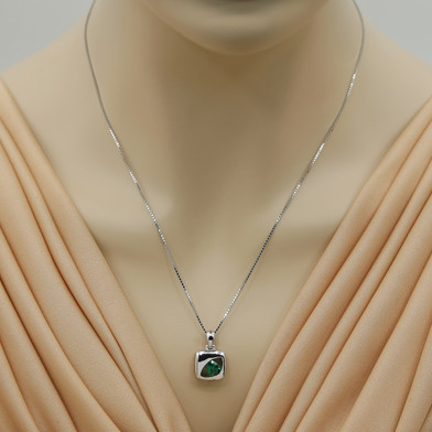 Simulated Emerald Sterling Silver Sculpted Pendant Necklace