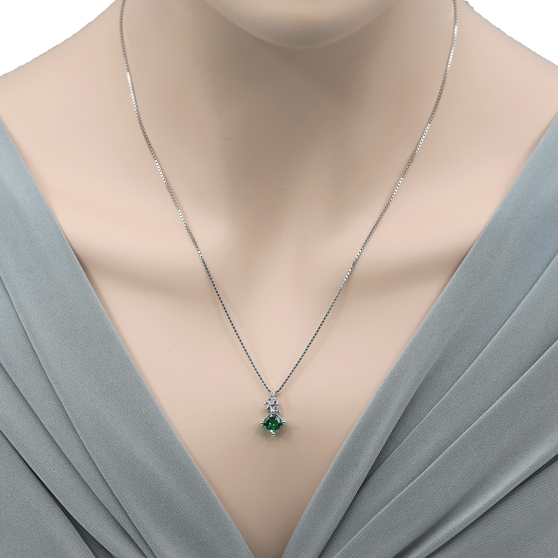 0.5 ct Pear Shape Green Simulated Emerald Pendant Necklace in Sterling  Silver, 18
