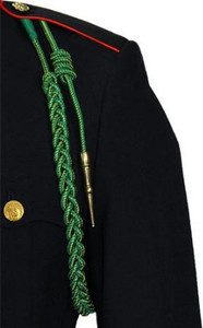 Marine Corps Fourragere Lanyard WWI - green with gold spots and brass tip
