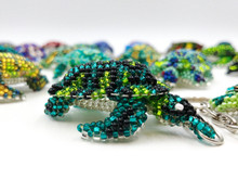BEADED KEYCHAIN TURTLE SMALL ASSORTED