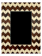 PICTURE FRAME 4 X 6 CHEVRON WOOD