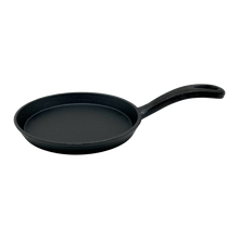 CAST-IRON GRIDDLE WITH RAISED EDGES 5"