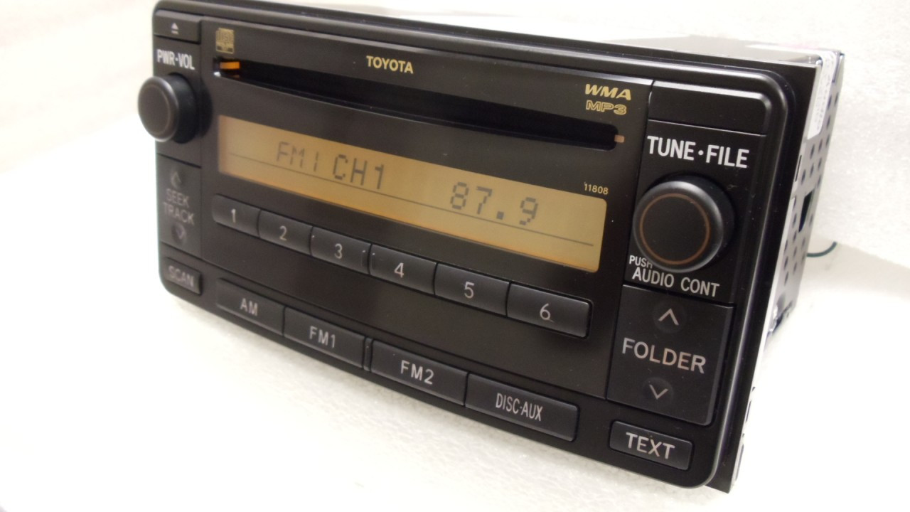 11808 8612052530 032011 Toyota MR2 Rav4 Radio CD Player