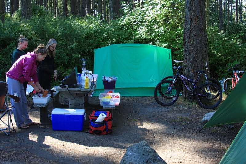 camp-food-setup.jpg