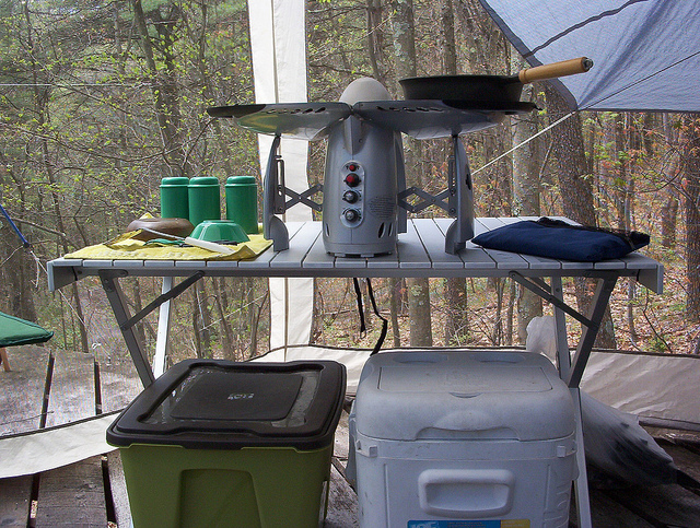 camping-kitchen.jpg