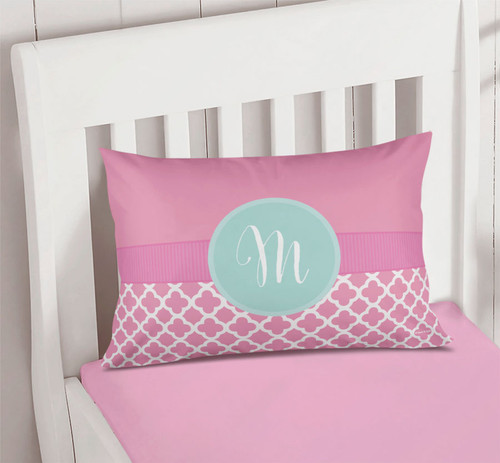 Pretty Pink Quatrefoil Pillowcase Cover