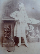 Victorian Cabinet Card Photograph by Hellis & Sons London