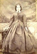 1890s Victorian Carte de Visite Card Photograph of a Victorian Lady in Dress
